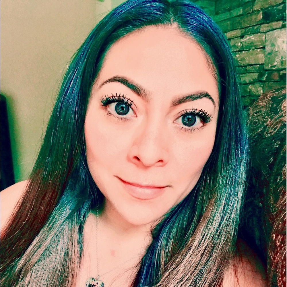 Meet your Posher, Oyuky